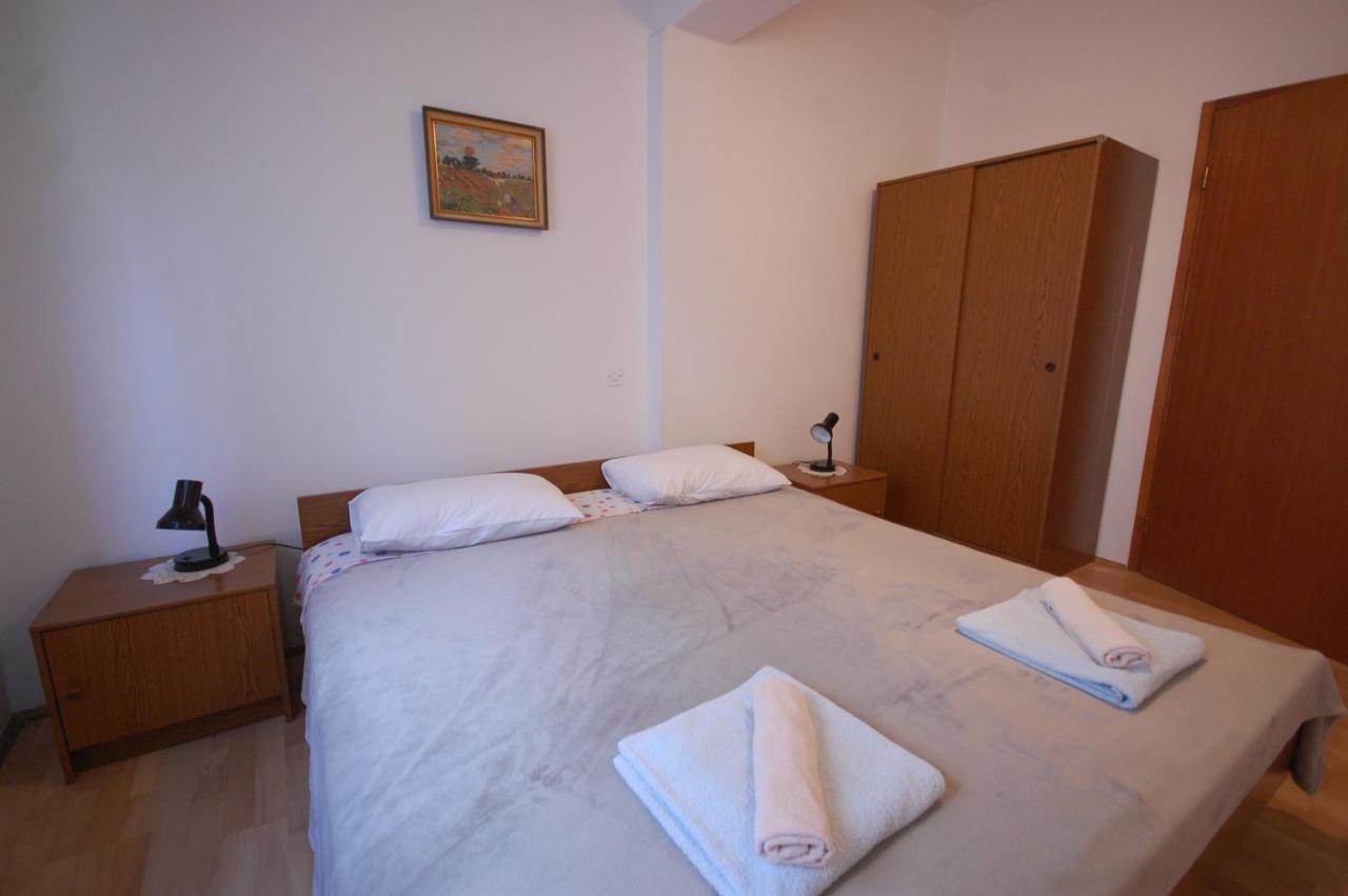 Apartments Snjezana By El-Pi Tours Нивице Экстерьер фото