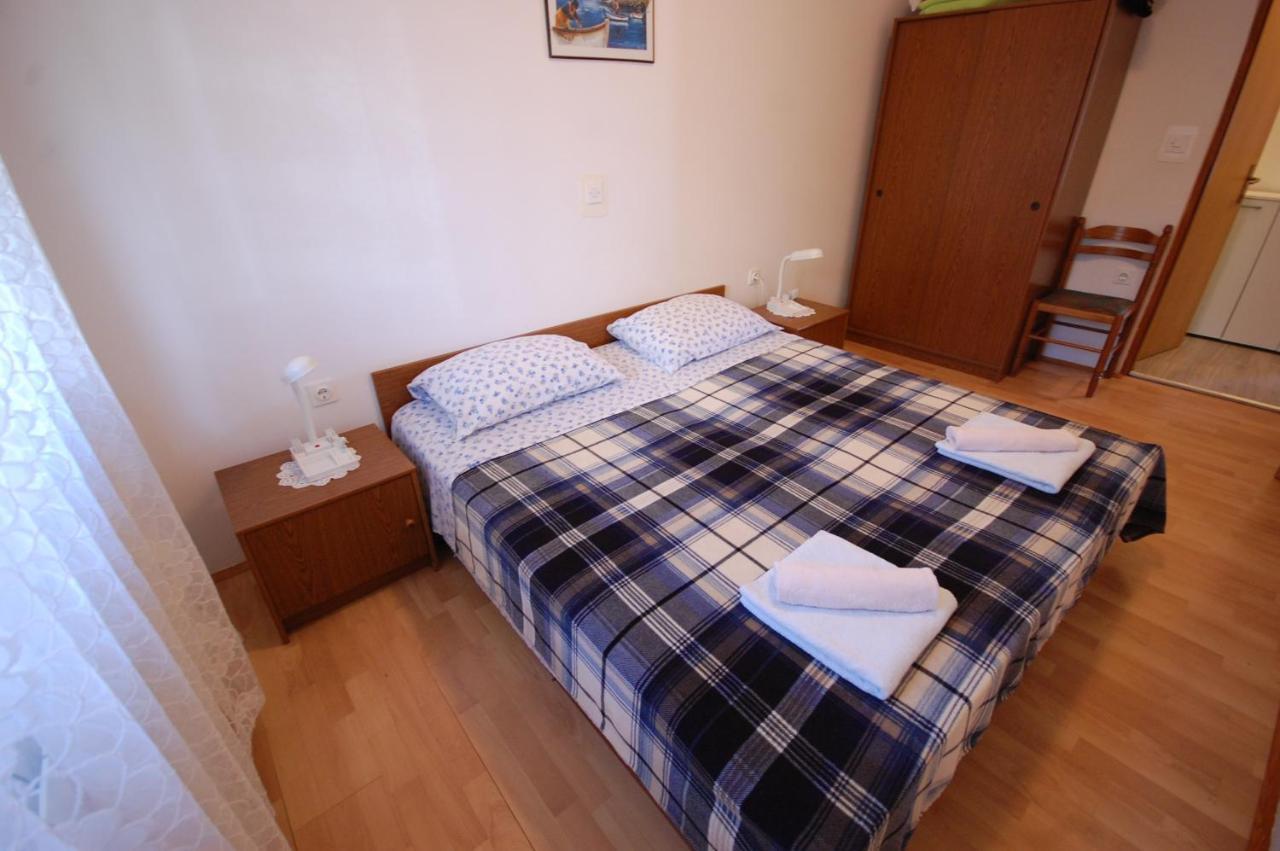 Apartments Snjezana By El-Pi Tours Нивице Экстерьер фото